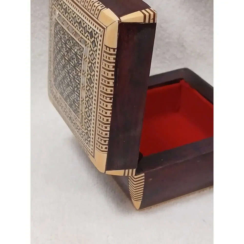 Exotic Egyptian Hand Inlaid Mother Pearl Jewelry Wood Box 3.5' Gift Storage‎ Box